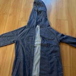 Fabletics long sleeve sweater size XS